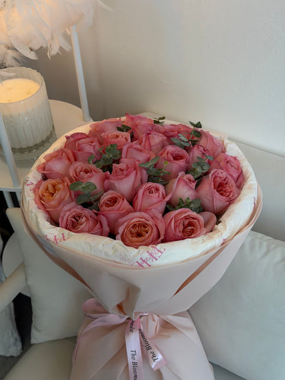Pink expression roses