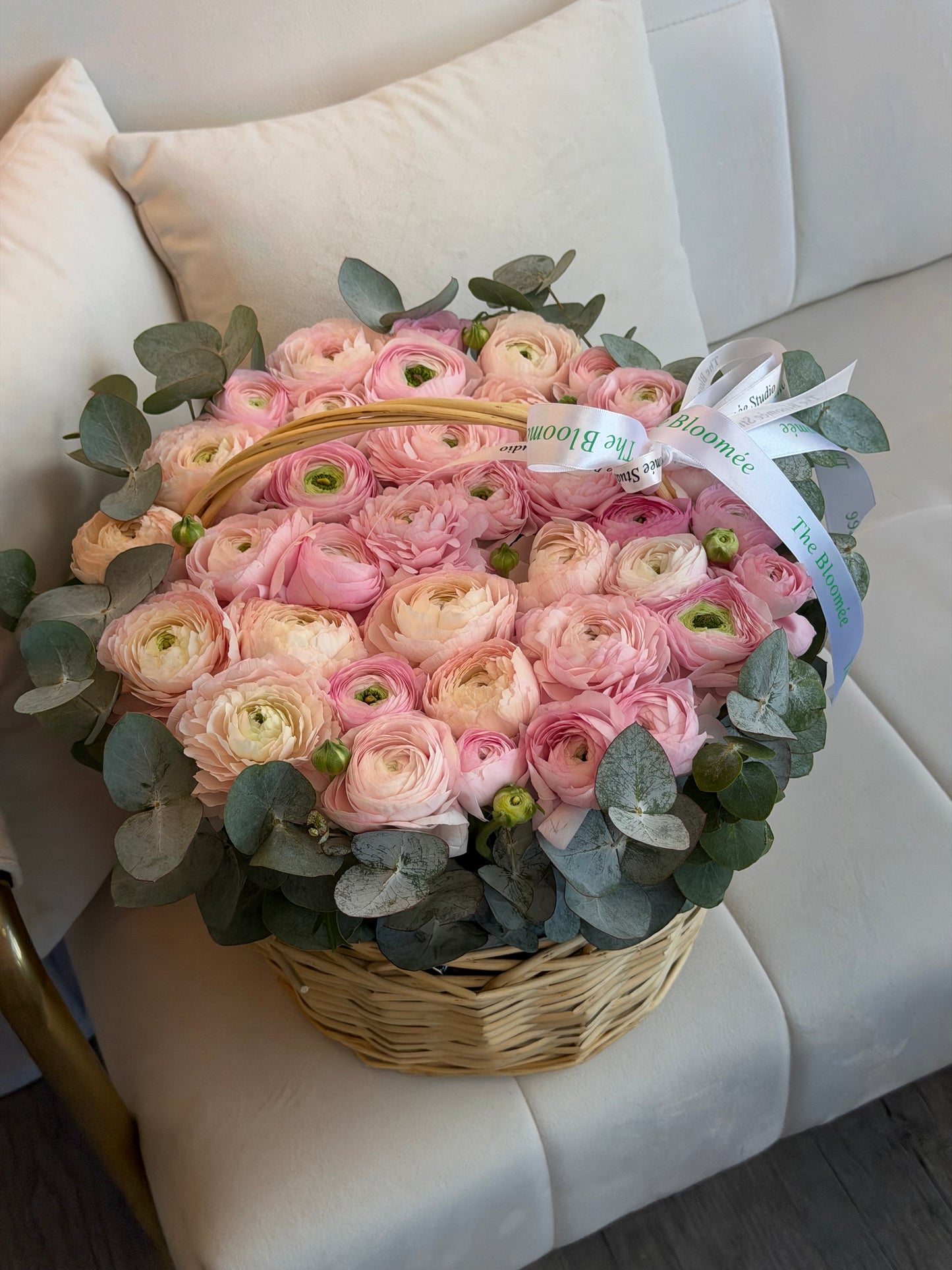 Rununculus basket